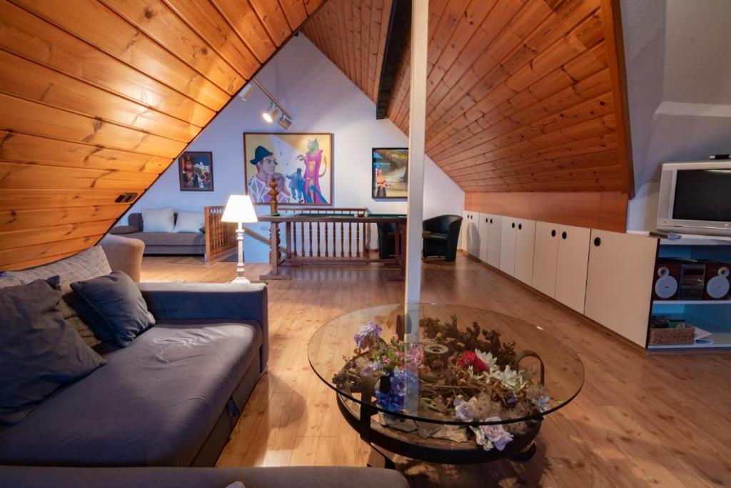 Ferienhaus Haus Am Puetz ヴィントリッヒ エクステリア 写真